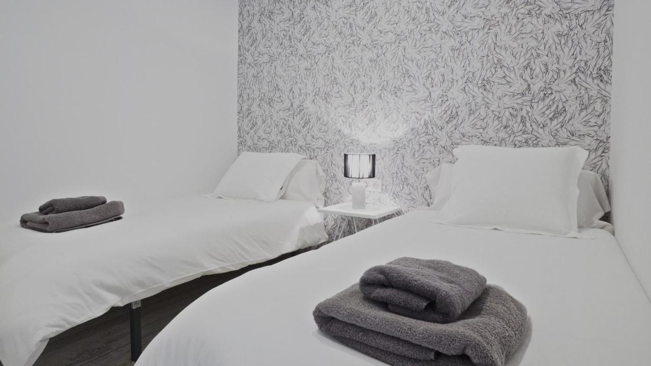 Apartmán The White Flats Les Corts Barcelona Exteriér fotografie